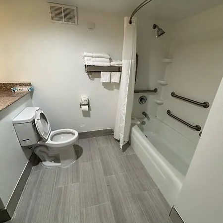 Days Hotel By Wyndham Williamsburg I-64 Extérieur photo