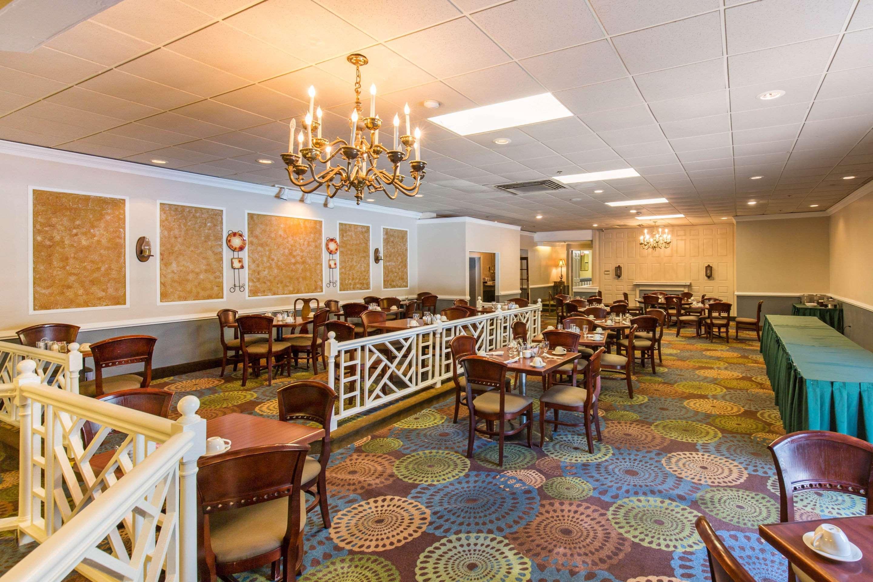 Hotel Days By Wyndham I-64