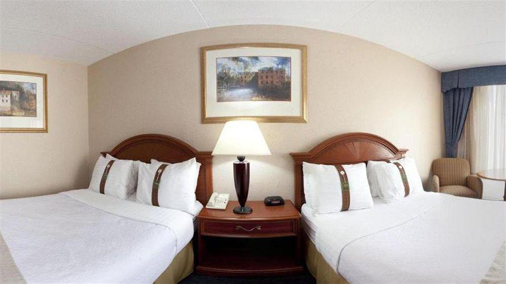Hotel Days By Wyndham I-64 Williamsburg
