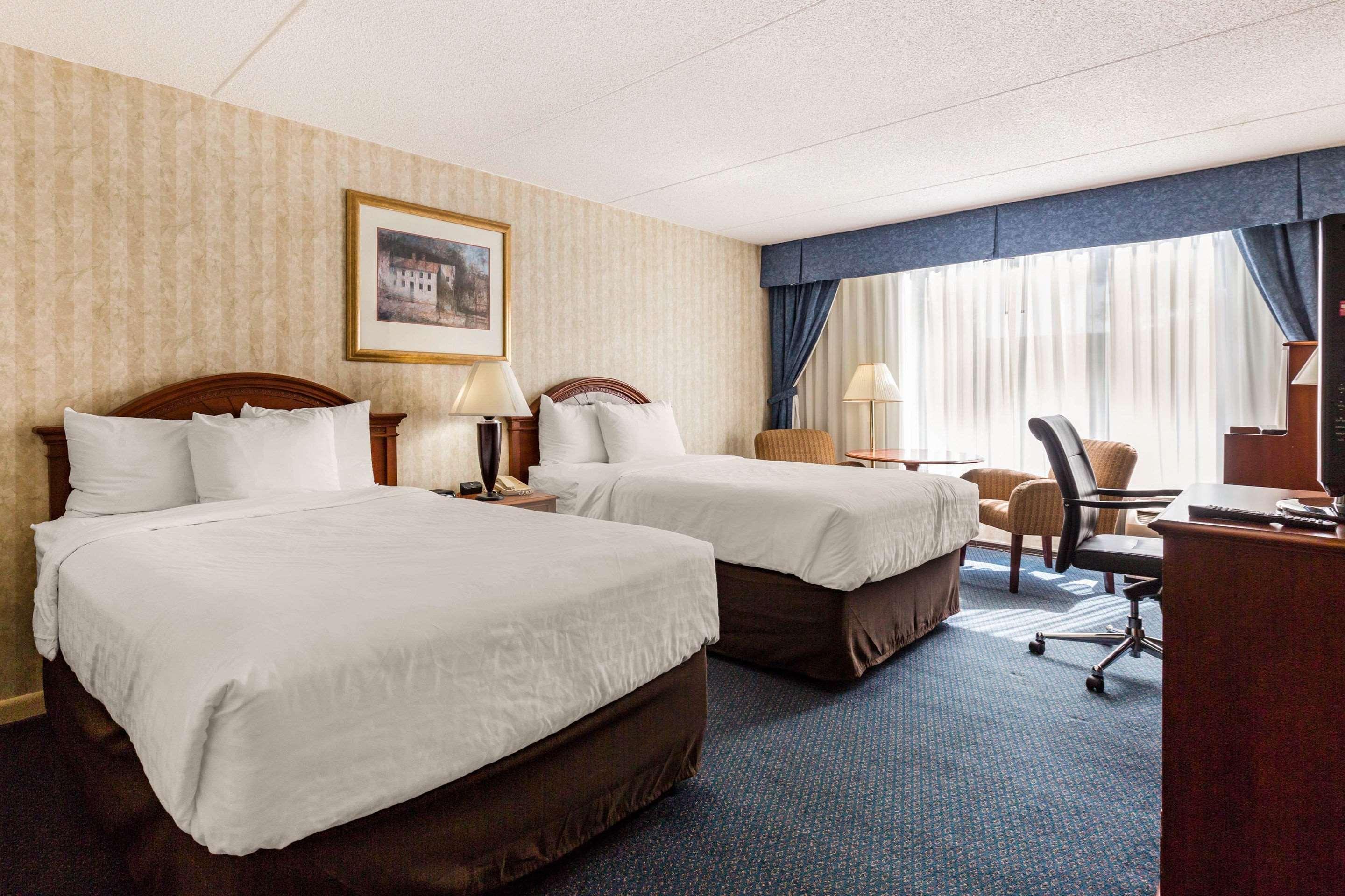 Hotel Days By Wyndham I-64 2*